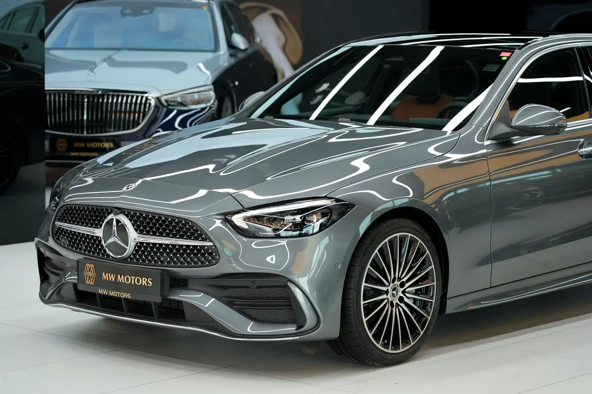 Mercedes-Benz C-Class 2026