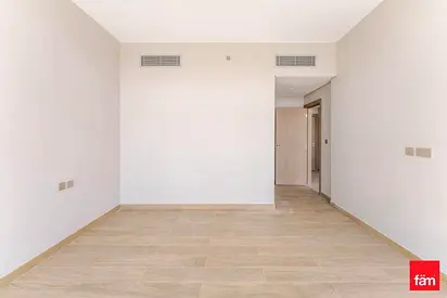 Spacious | Facing Villa | Brand New | Maid Room