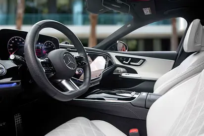 صورة 9 لـ 2025 Mercedes-BENZ E-CLASS