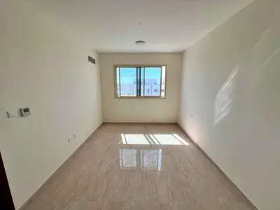 Apartment 3 - First occupancy - Two master bedrooms, 3 bathrooms, open view of the main street, very spacious area - Central air conditioning