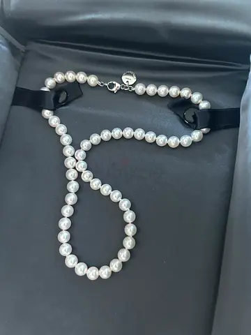 Tiffany & Co. Akoya Pearl Necklace – 18K White Gold (Pre-Owned)