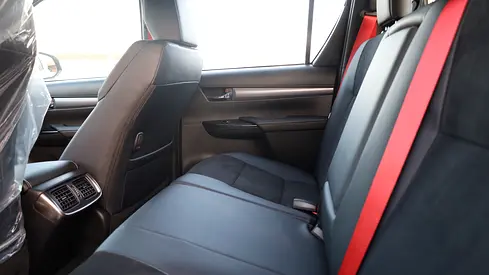 2025 Toyota HILUX 照片 12