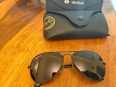 Rayban aviator sunglass new condition