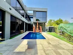 Exclusive 4BR Luxury Villa | Private Pool | Spacious Backyard