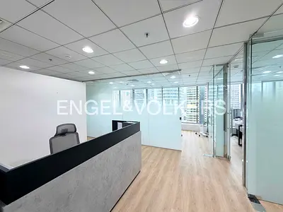 Grade A | Furnished | Panoramic Lake View