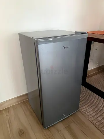 Midea 82L Tabletop Fridge