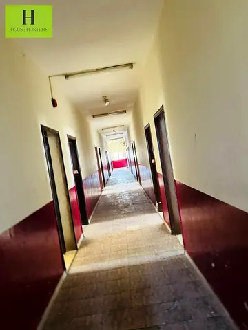 Prime Labour Camp for Rent in Al Sajja Industrial Area, Sharjah 106 Rooms Capacity 10 Persons per Room All Facilities Included Main Road Location