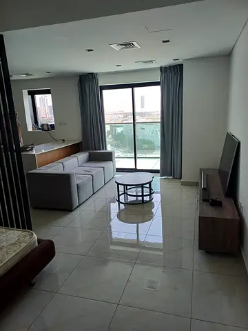 Stylish Studio | Large Unit | Fully Furnished | Top Quality | Book Today!