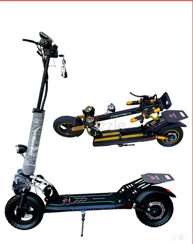 Rohan Wings KT4-B electric scooter with a black and camo design.