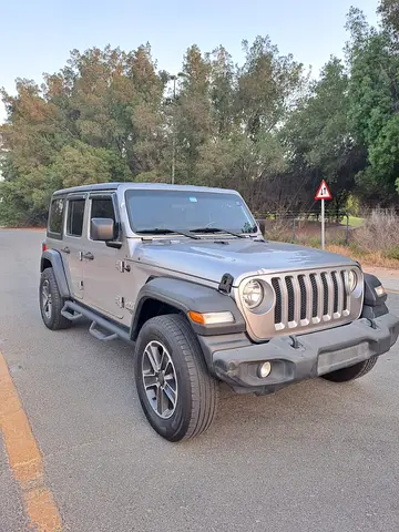 Jeep Wrangler Sport 2020 | American Specs | Well Maintained
