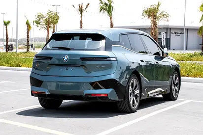 2022 BMW IX photo 8