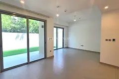 3BR Townhouse | Spacious | Vacant
