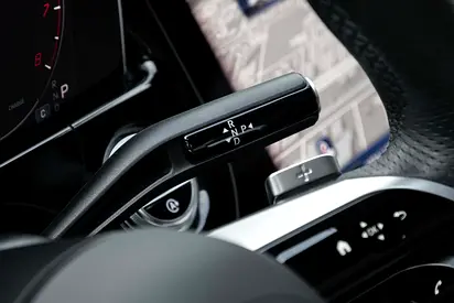 صورة 10 لـ 2025 Mercedes-BENZ E-CLASS