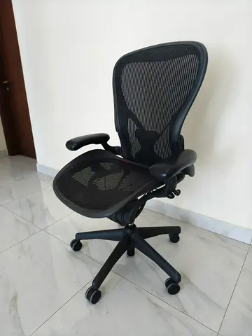 USA Herman Miller Aeron Classic Chair Size B Fully Adjustable