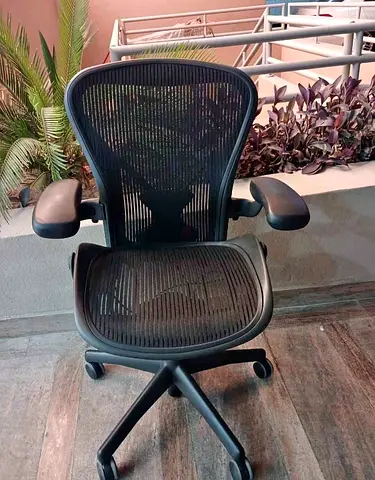 Aeron Herman Miller Classic Chair Full Option Black Size B