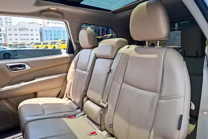 2019 Nissan PATHFINDER 照片 12