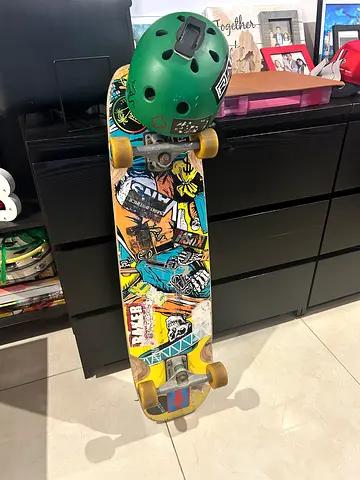 Skateboard with free safety gear