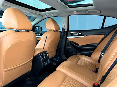 2018 Nissan MAXIMA 照片 7