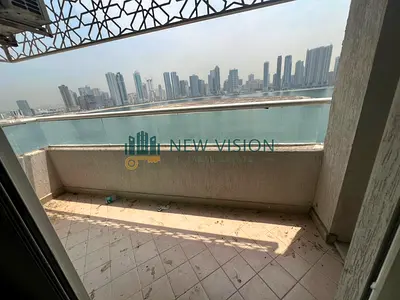 أربع غرف وصالة بالممزر، إطلالة بحرية كاملة، غرفة خادمة ماستر، 4 حمامات، باركينج وجيم ومسبح مجانًا، صيانة وأيام مجانية، الإيجار 74,700 درهم، اتصل الآن.