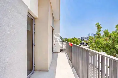 VACANT SOON | SINGLE ROW | CLOSE TO AMENITIES