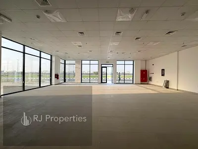 30 days free Brand New Shop On The road very prime location business center ready to move only jest 140k