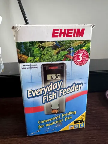Aquarium fish feeder(eheim) & air pump (sera)