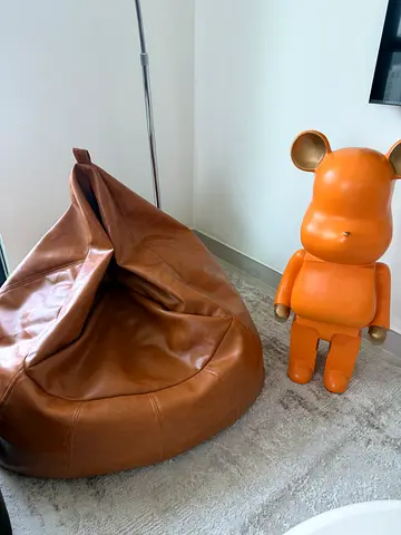 Teddy Bear Statue