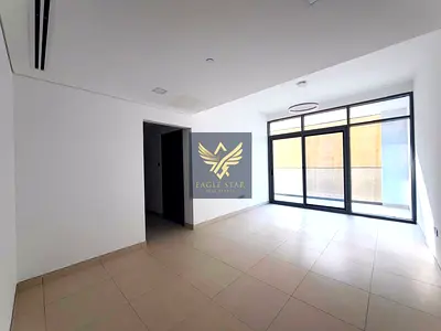 Modern 1 Bedroom | Balcony & Pool | Road View