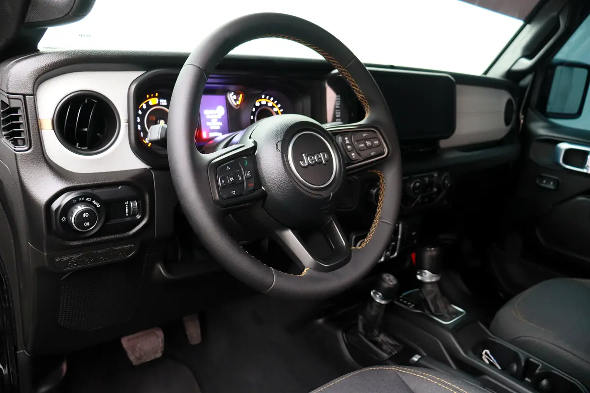 Jeep Wrangler 2025