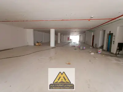فرصة استثمارية نادرة لاستئجار مول تجاري كامل في موقع استراتيجي بمنطقة المويهات 3 قريب من جميع الخدمات والطرق الرئيسيه