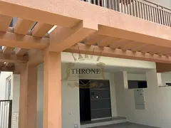 Corner Unit | L Shape Garden | Vacant