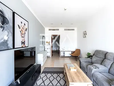Fully Furnished I High Floor I Ready to Move in