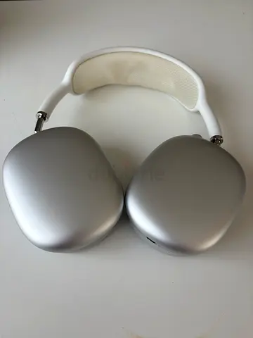 Apple AirPods Max - Silver Over-Ear Headphones (Used)