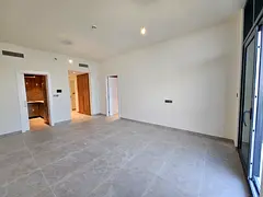 Vacant 2BR Apartment | 1,005 Sqft