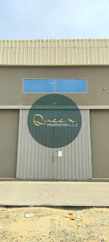Warehouse for Rent in Al Jurf Industrial 3 Ajman with 3552 Sqft Area Including Mezzanine and 18.745 KW Electricity Ready for Immediate Occupancy Suita