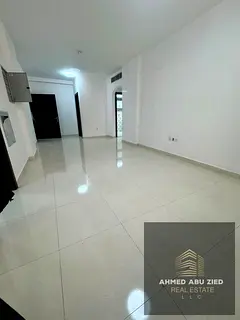 Gorgeous 3BR hall for yearly rent, Al Jurf 2 Ajman. 2 master bedrooms, huge layout, family-friendly,