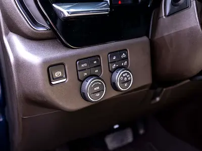 صورة 12 لـ 2023 Chevrolet SILVERADO 1500