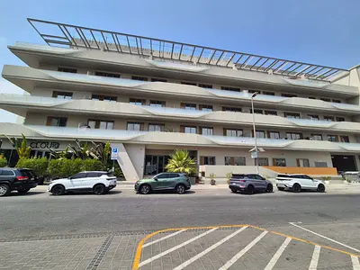 1 Bed + Study, Premium Building, Chiller Free