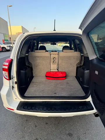 2012 Toyota RAV 4 — фото 8