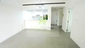 Newly Renovated 1BR | Open Plan Kitchen | Vacant | Al Arta 4