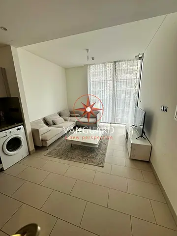 COMMUNITY AND POOL VIEW | HIGH FLOOR | UNFURNISHED