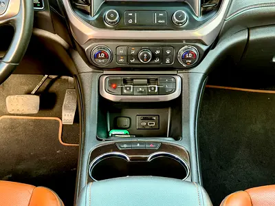 GMC Acadia AT4, миниатюра 10