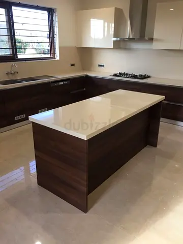 Modern Wooden Kitchen with Island -brane new Condition