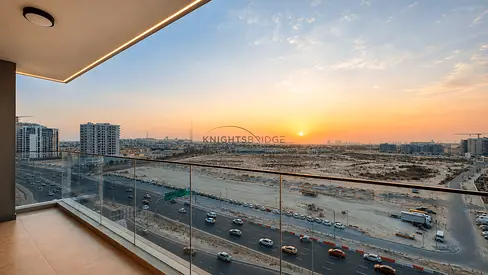 Closed Kitchen | Sunset View | Next to Metro
