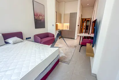 FULLY FUNISHED| BRAND NEW | PRIVATE POOL