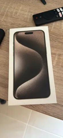 iPhone 15 pro max 256 GB, UAE spec