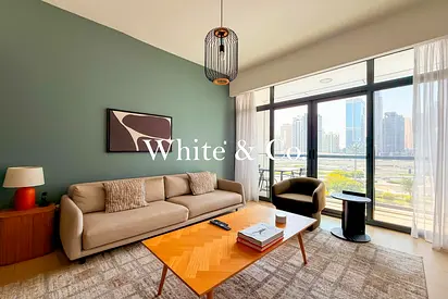 Low Floor | Vibrant apartment | Furnished