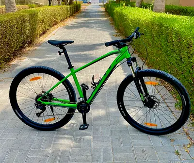 Scott Aspect 950 MTB Smith Green. Hydraulic brakes, Medium Frame, 29 inch wheels.