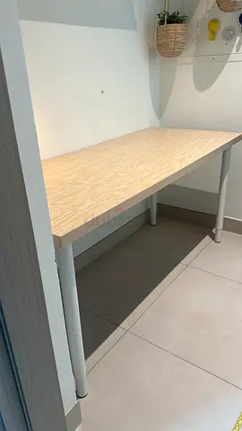 IKEA Desk with Adjustable Legs – 140 × 60 cm | Excellent Condition