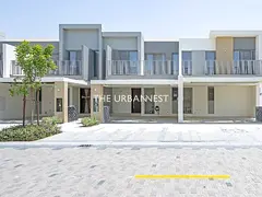Single Row l Landscaped l Available now
